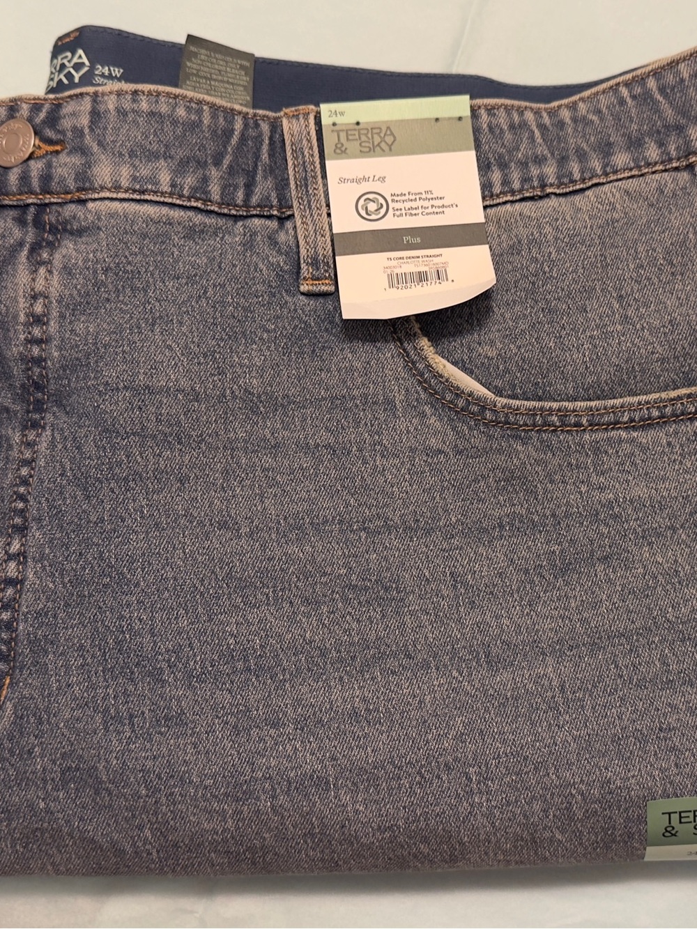 Terra & Sky Plus Straight Leg Jeans in Light Wash Blue Size 24W